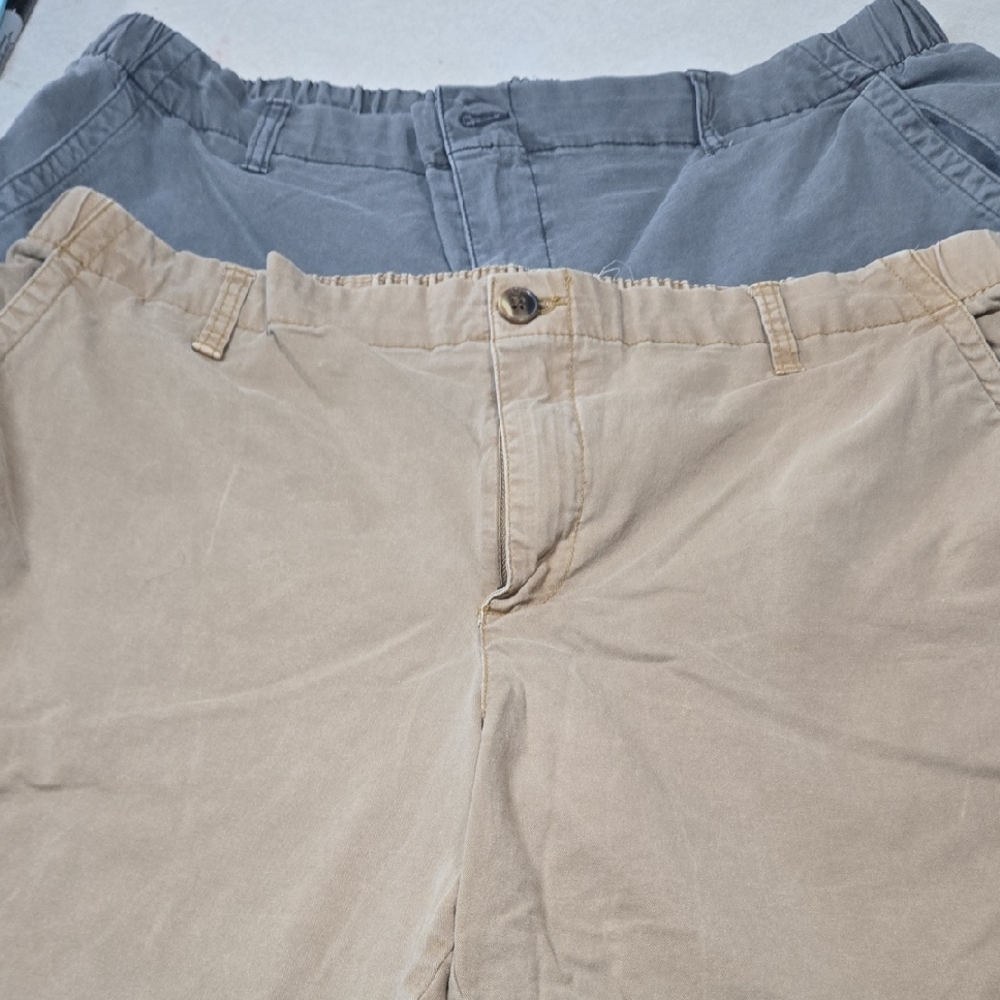 Old Navy Tan and Gray Chino Pants Lightweight Cotton Blend